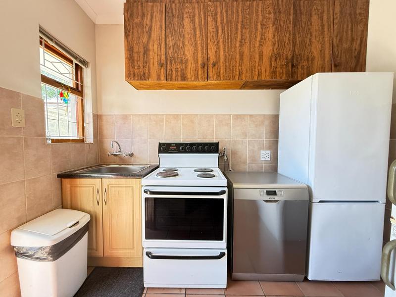 4 Bedroom Property for Sale in Panorama Western Cape